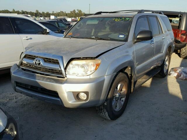 JTEZU14R378082954 - 2007 TOYOTA 4RUNNER SR SILVER photo 2