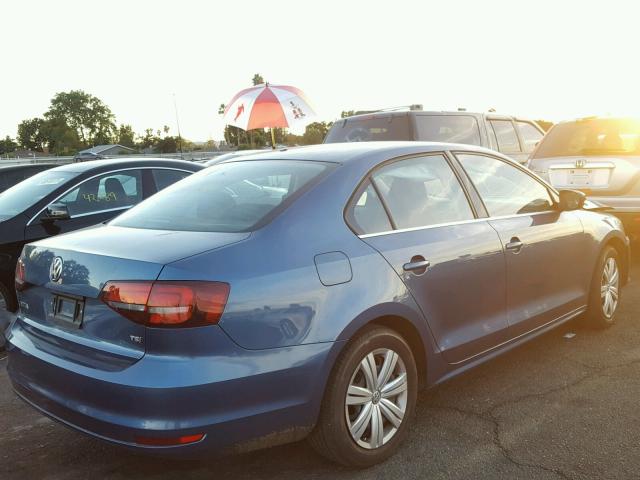 3VW2B7AJ3HM214389 - 2017 VOLKSWAGEN JETTA S BLUE photo 4