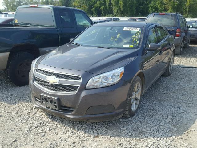 1G11C5SA4DF317077 - 2013 CHEVROLET MALIBU 1LT GRAY photo 2
