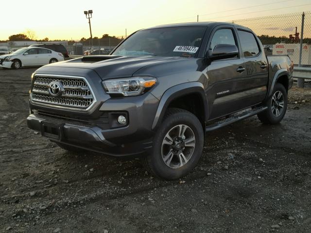 3TMCZ5AN6HM109968 - 2017 TOYOTA TACOMA DOU GRAY photo 2