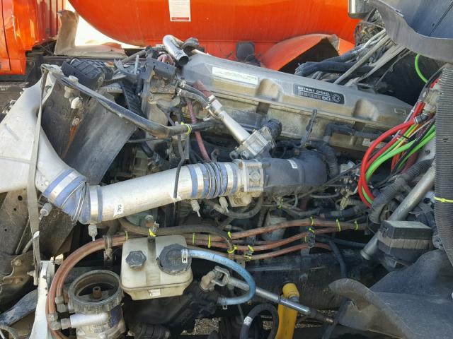 1FUJGLCK69LAC4370 - 2009 FREIGHTLINER CASCADIA 1 WHITE photo 7