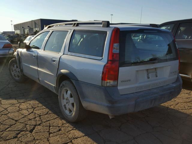 YV1SZ58DX21065352 - 2002 VOLVO V70 XC SILVER photo 3