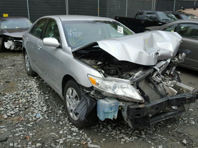 4T1BF3EKXBU183742 - 2011 TOYOTA CAMRY BASE SILVER photo 1