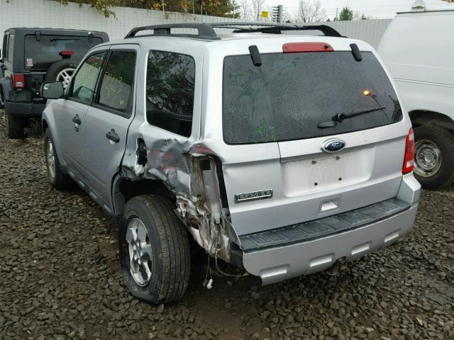 1FMCU9D79BKC46979 - 2011 FORD ESCAPE XLT SILVER photo 3