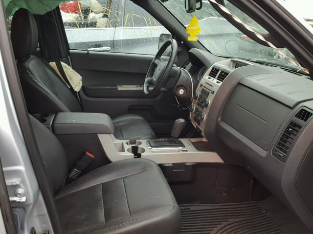 1FMCU9D79BKC46979 - 2011 FORD ESCAPE XLT SILVER photo 5