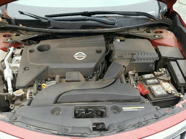 1N4AL3AP5DC179588 - 2013 NISSAN ALTIMA 2.5 RED photo 7