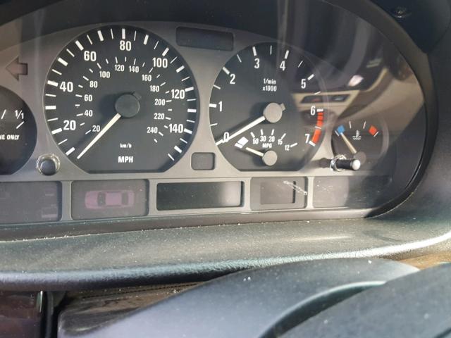 WBAAR3344YJM00107 - 2000 BMW 323 IT WHITE photo 8