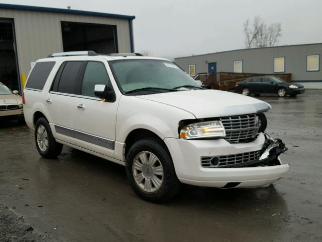 5LMJJ2J50BEJ00055 - 2011 LINCOLN NAVIGATOR WHITE photo 1