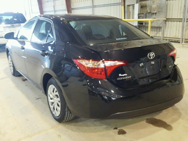 5YFBURHE2HP666067 - 2017 TOYOTA COROLLA L BLACK photo 3