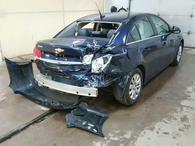 1G1PC5SH2B7235010 - 2011 CHEVROLET CRUZE LS BLUE photo 4