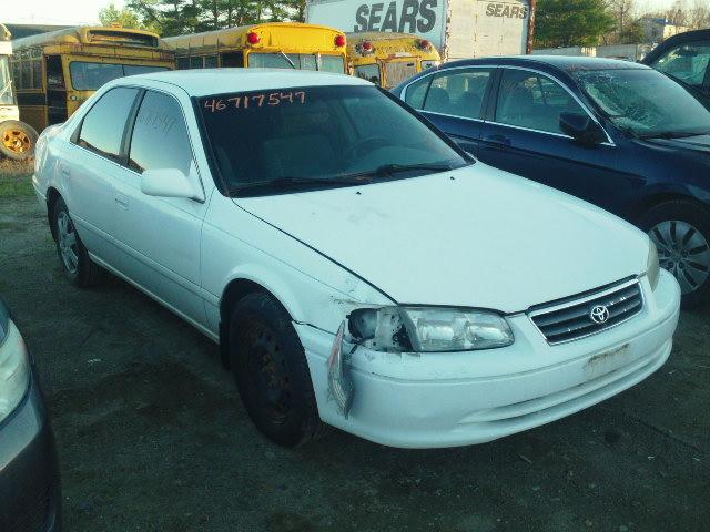 JT2BG22K1Y0525510 - 2000 TOYOTA CAMRY CE WHITE photo 1