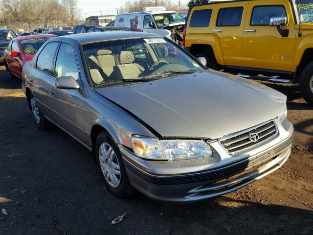 JT2BG22K310558322 - 2001 TOYOTA CAMRY LE 金色 照片 1