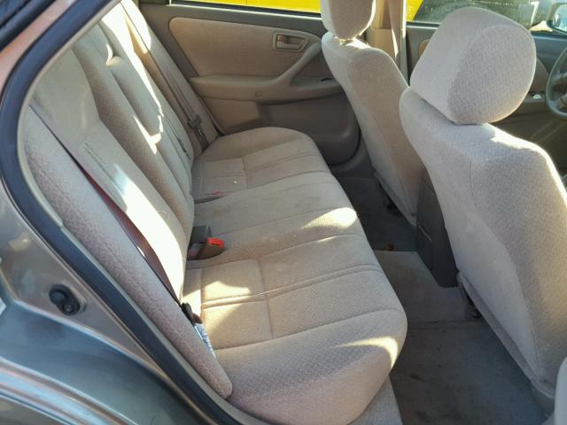 JT2BG22K310558322 - 2001 TOYOTA CAMRY LE 金色 照片 6