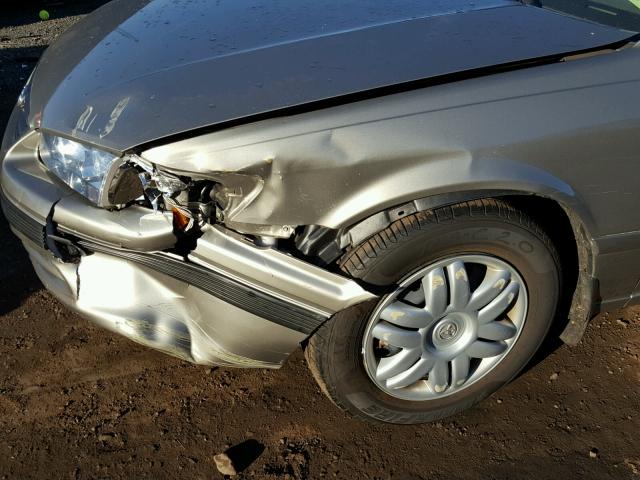 JT2BG22K310558322 - 2001 TOYOTA CAMRY LE 金色 照片 9