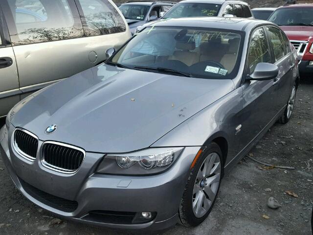 WBAPK5G52BNN31100 - 2011 BMW 328 XI SUL GRAY photo 2