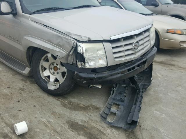 1GYEC63T85R194652 - 2005 CADILLAC ESCALADE L SILVER photo 9