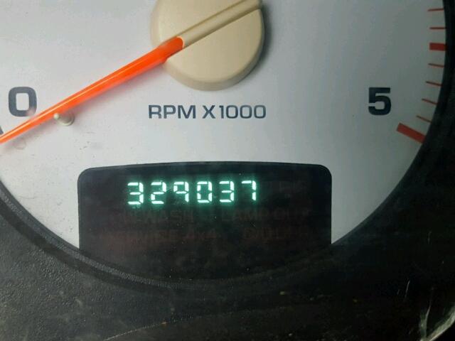 1D7KU28CX3J537759 - 2003 DODGE RAM 2500 S BROWN photo 8