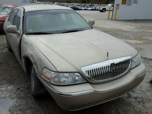 1LNHM81WX5Y660205 - 2005 LINCOLN TOWN CAR S GOLD photo 1