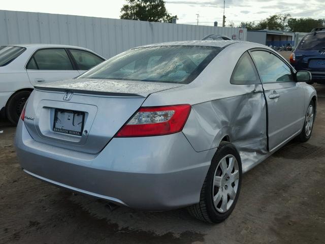 2HGFG12619H537418 - 2009 HONDA CIVIC LX SILVER photo 4