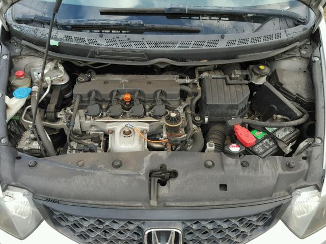 2HGFG12619H537418 - 2009 HONDA CIVIC LX SILVER photo 7