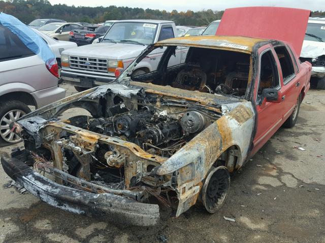 1LNLM81W2SY756822 - 1995 LINCOLN TOWN CAR E RED photo 2