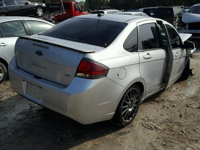 1FAHP3GN4AW236835 - 2010 FORD FOCUS SES SILVER photo 4