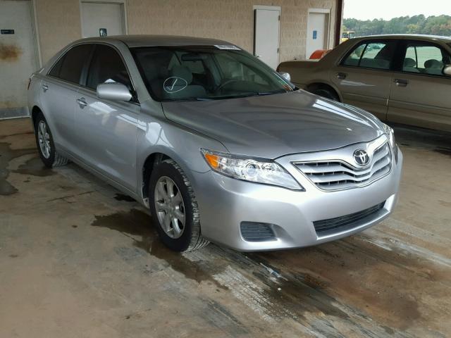 4T1BF3EK0BU714687 - 2011 TOYOTA CAMRY SILVER photo 1