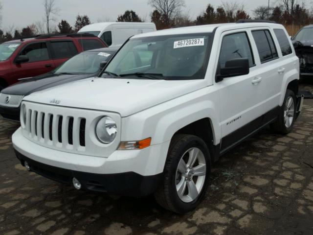 1C4NJRFB2ED802758 - 2014 JEEP PATRIOT LA WHITE photo 2