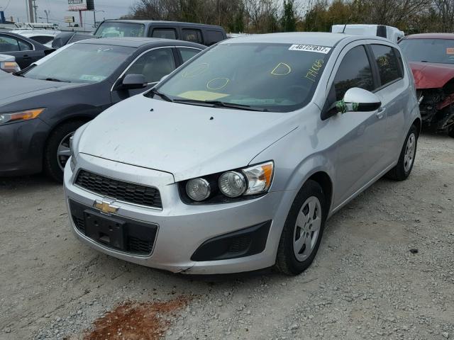 1G1JA6SH5F4174065 - 2015 CHEVROLET SONIC LS SILVER photo 2