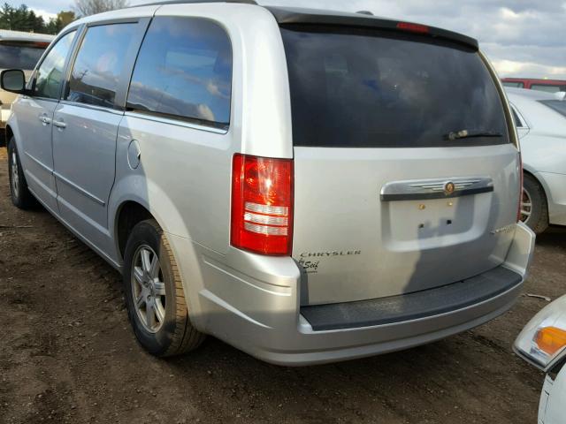 2A4RR5D1XAR235603 - 2010 CHRYSLER TOWN & COU SILVER photo 3