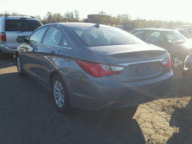 5NPEB4AC9BH069291 - 2011 HYUNDAI SONATA GLS SILVER photo 3