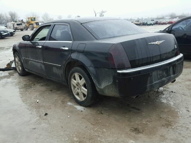 2C3AK63H65H681730 - 2005 CHRYSLER 300C BLACK photo 3