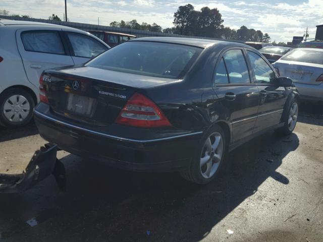 WDBRF40J54A649622 - 2004 MERCEDES-BENZ C 230K SPO BLACK photo 4