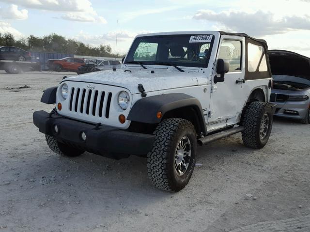 1C4AJWAG1CL129626 - 2012 JEEP WRANGLER S WHITE photo 2