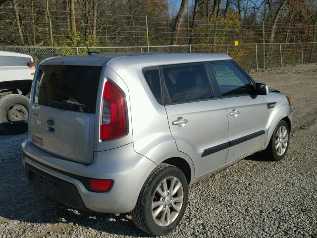 KNDJT2A53C7359808 - 2012 KIA SOUL SILVER photo 4