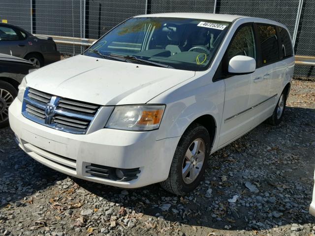 2D8HN54P78R705342 - 2008 DODGE GRAND CARA WHITE photo 2