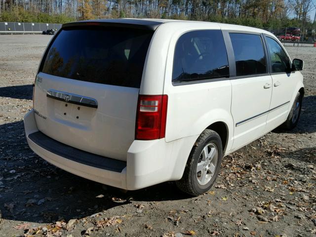 2D8HN54P78R705342 - 2008 DODGE GRAND CARA WHITE photo 4