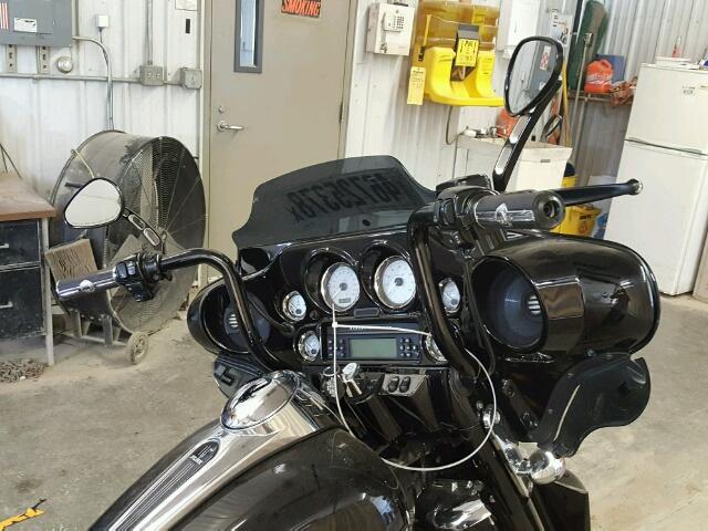 1HD1KB41X9Y644003 - 2009 HARLEY-DAVIDSON FLHX BLACK photo 5