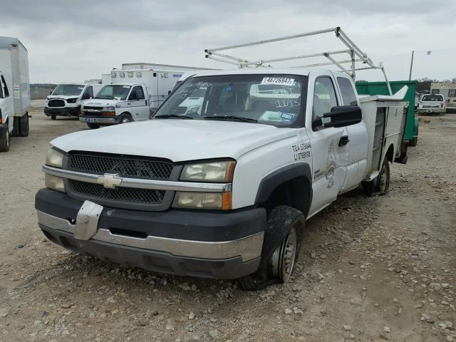 1GCHC29214E298769 - 2004 CHEVROLET SILVERADO WHITE photo 2