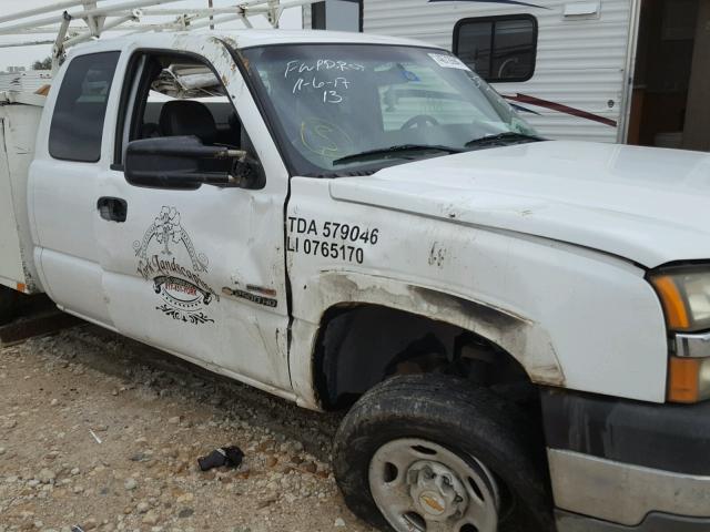 1GCHC29214E298769 - 2004 CHEVROLET SILVERADO WHITE photo 9