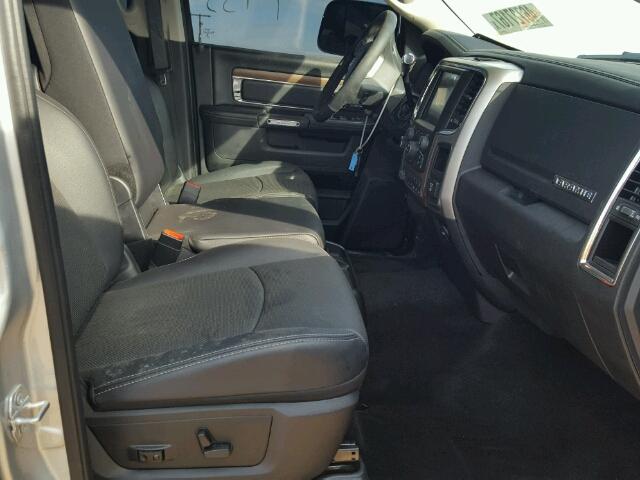 3C6UR5FL7HG725759 - 2017 RAM 2500 LARAM SILVER photo 5