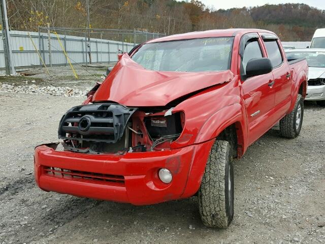 5TELU42N35Z039013 - 2005 TOYOTA TACOMA DOU RED photo 2