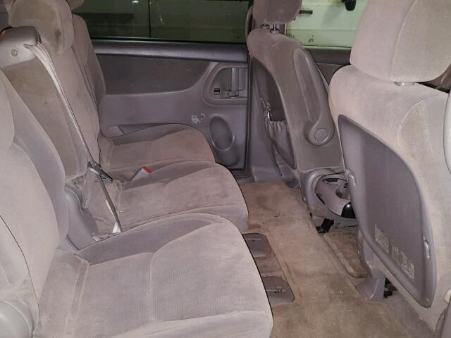 5TDZA23C44S058279 - 2004 TOYOTA SIENNA CE GRAY photo 6