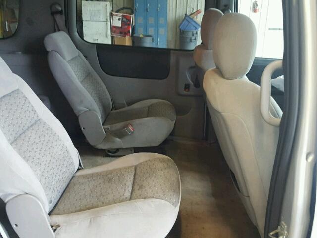 1GNDV23W68D120007 - 2008 CHEVROLET UPLANDER L 银色 照片 6