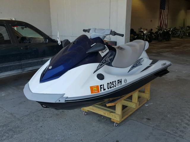 YAMA2469A212 - 2012 YAMAHA VX110 WHITE photo 2