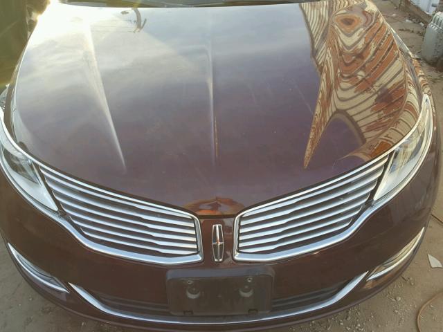 3LN6L2JK9DR825856 - 2013 LINCOLN MKZ BURGUNDY photo 7