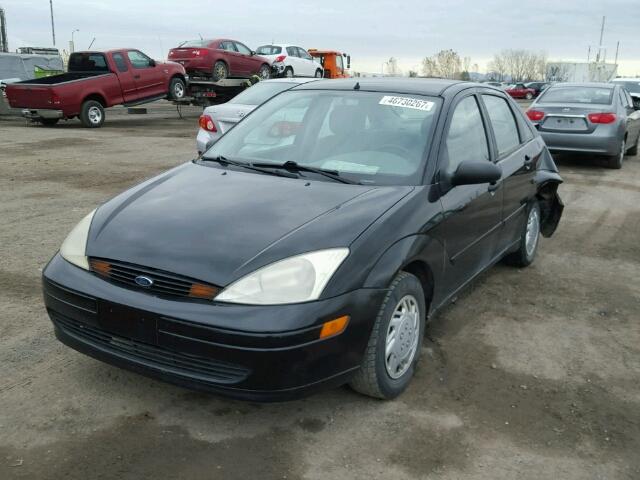 1FAFP34PX1W135294 - 2001 FORD FOCUS SE BLACK photo 2