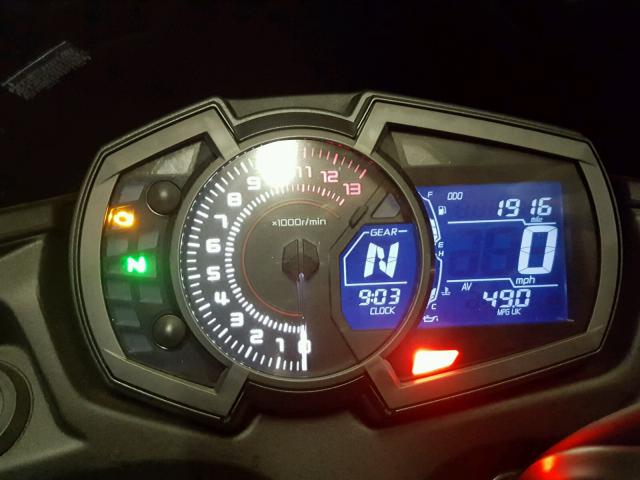 JKAEXEJ13HDA00324 - 2017 KAWASAKI EX650 J შავი ფოტო 8