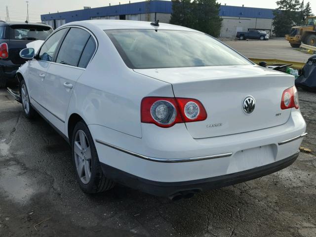 WVWJK73C09P012313 - 2009 VOLKSWAGEN PASSAT TUR WHITE photo 3