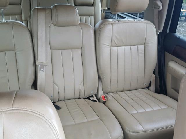 5LMFU285X6LJ15912 - 2006 LINCOLN NAVIGATOR Weiß Foto 6